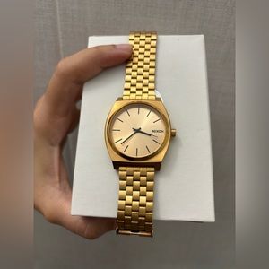 Nixon Time Teller rose gold